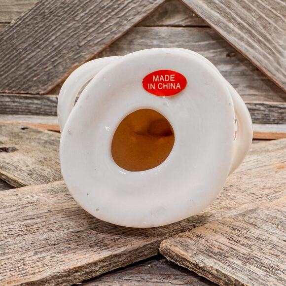 Gorgeous Vintage White and Gold Porcelain Angel-Mother-Grandmother Holding Baby - Picture 8 of 8